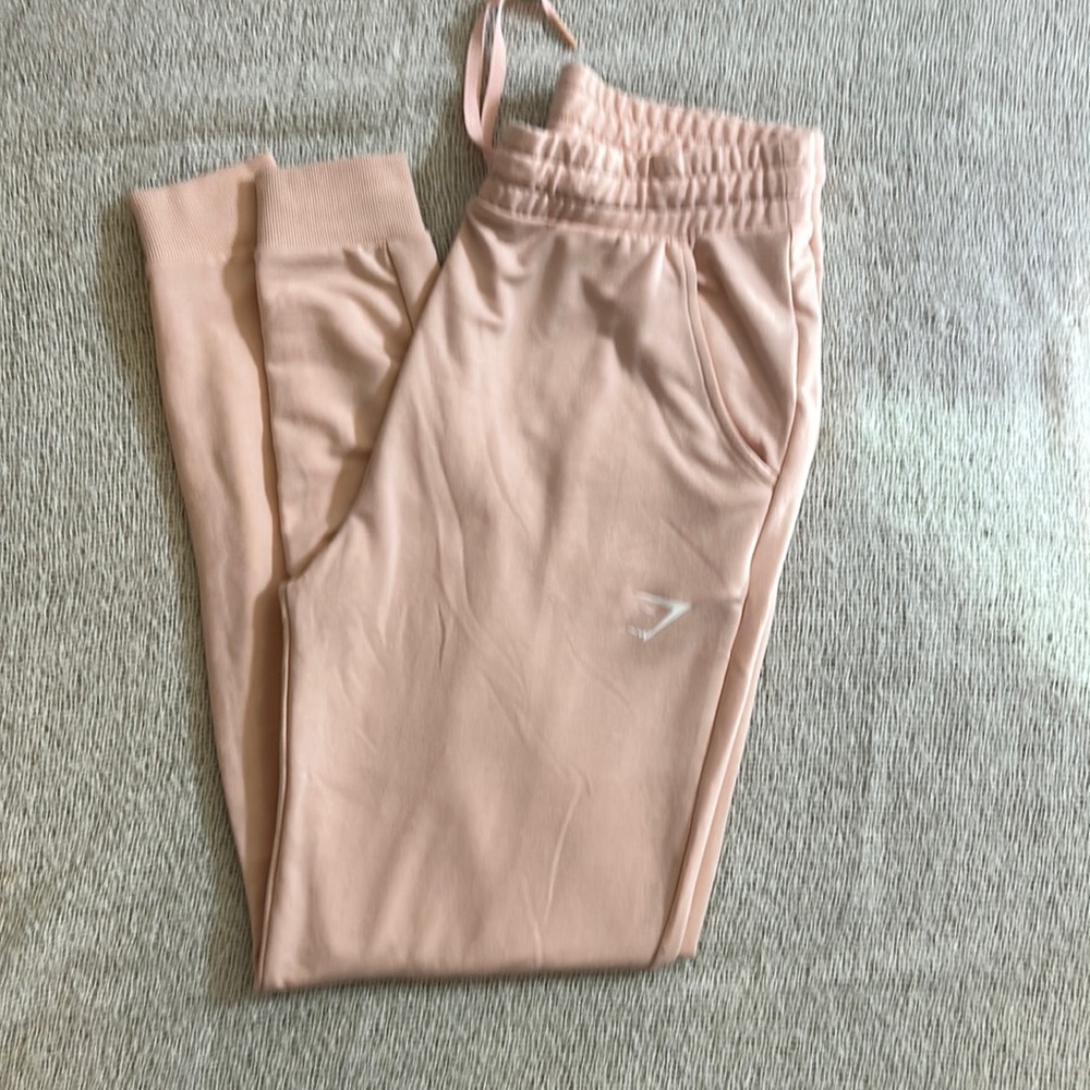 NWOT Gym Shark pink joggers Sz Med
